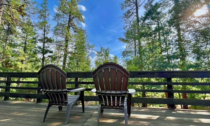 Idyllwild Cabin | In the Pines, Cozy Retreat with Amazing Views