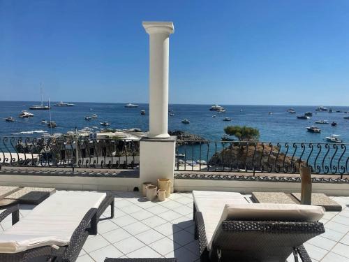 Marina Piccola Apartment | Incanto Blu Capri