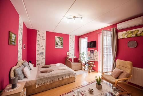 Pecs Apartment | Inci apartman