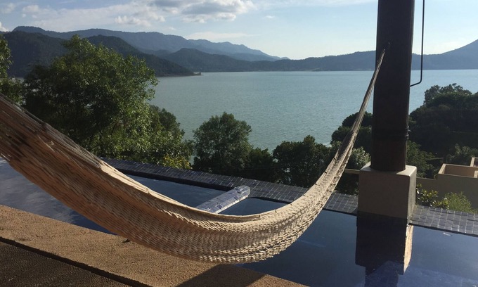 Centro House | Incredible lake view, wonderful house, best service. Right in town.