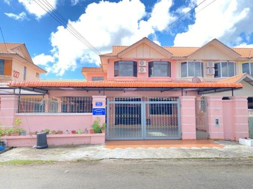 Sandakan House | Indah Jaya Homestay