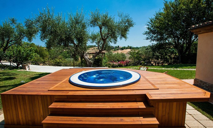 Stacciola House | Independent house with SPA pool in the heart of the Marche region, a step away from the sea