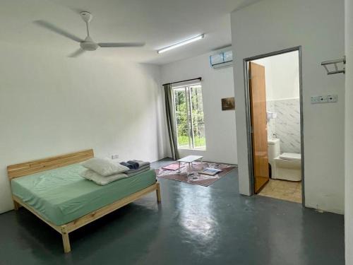 Jenjarom Villa | Inderapura Villa Free Parking