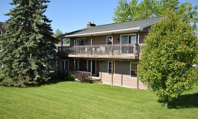 Lakeview Cottage | Indian Hallow Tarhe Cottage at Indian Lake