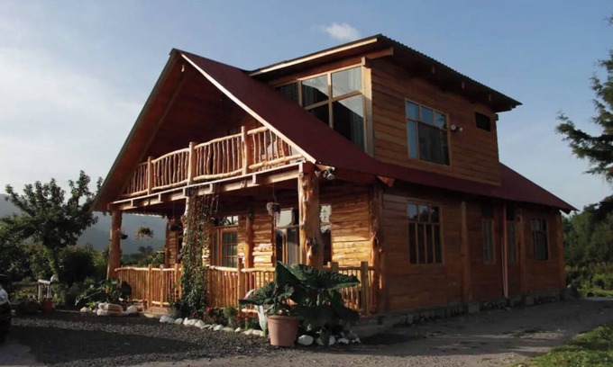 Tecpan Guatemala Cabin | Indigo Cabins - Finca Los Cerritos