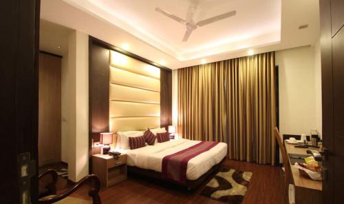 DLF City House | Indiyaah Inn
