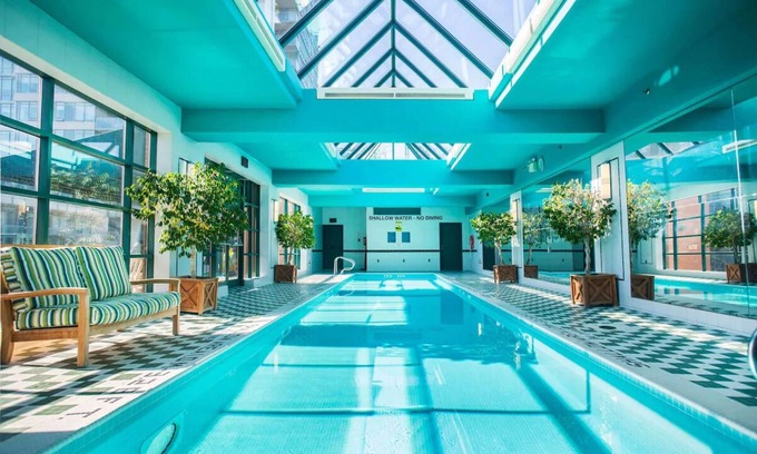 Bloor-Yorkville House | Indulge in Luxury: Heated Indoor Pool, Dining Experiences & Pet-Friendly