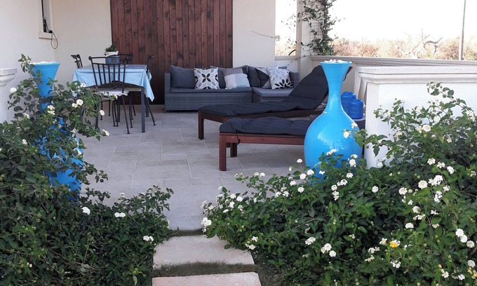Uggiano la Chiesa House | Industrial. Modern touch, complete with all amenities. Surrounded by nature.