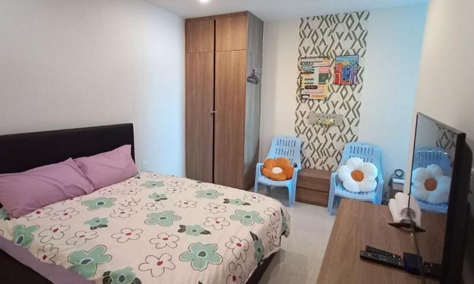 Batu Lintang Apartment | Infinity City View Pool II Kozi Square