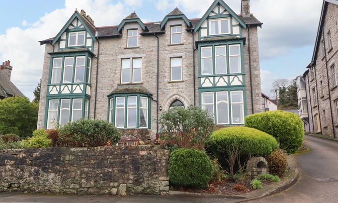 Arnside Cottage | INGLEWOOD COURT, with a garden in Arnside