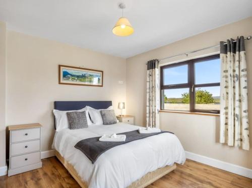 Connemara House | Inishnee Haven