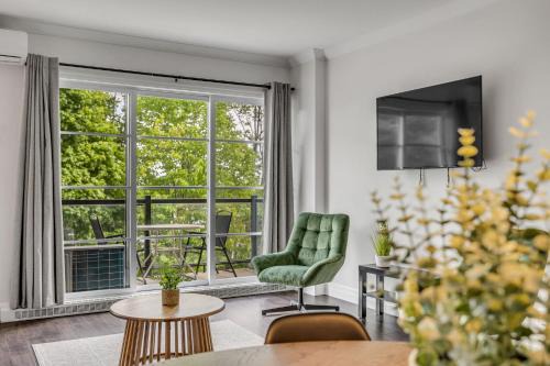 Boischatel Apartment | INITIAL - Escapade - Chutes-Montmorency