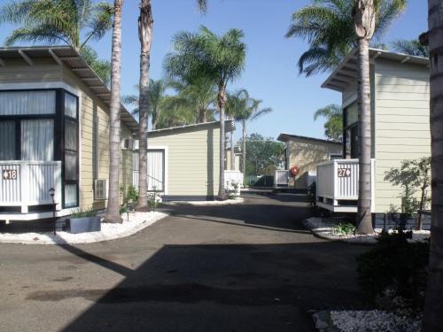 Injune Hotel | Injune Motel