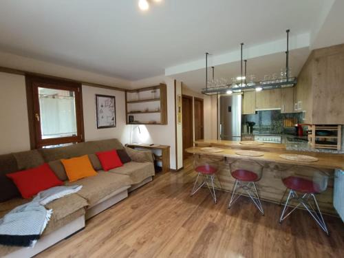 Villanova Apartment | InmoCyma Mincholet bajo con terraza