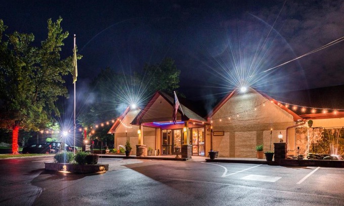 Trevose Hotel | Inn of The Dove Romantic Luxury & Business Suites