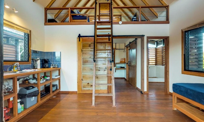 Surfside House | Inn The Trees Cabañas