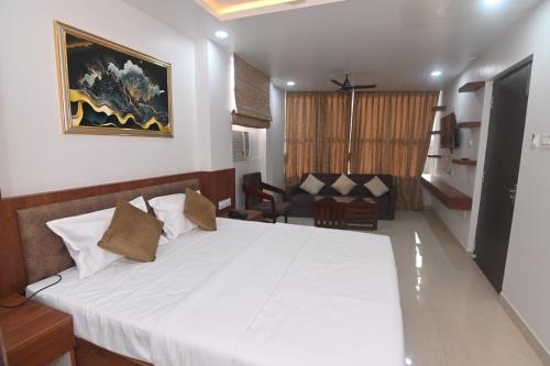 Begusarai Hotel | Innduza Inn