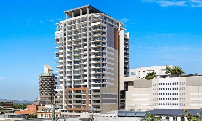 Townsville Apartment | Inner City Spacious1 bedroom apartment