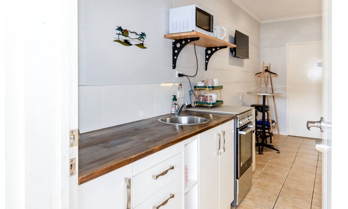 Innisfail Hotel | Innisfail Riverfront Motel