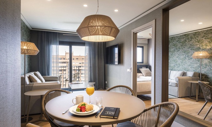 Penya-roja Hotel | Intelier Core Suites Valencia