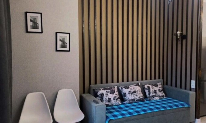 Marli/Brandenbaum Apartment | Interesting apartment