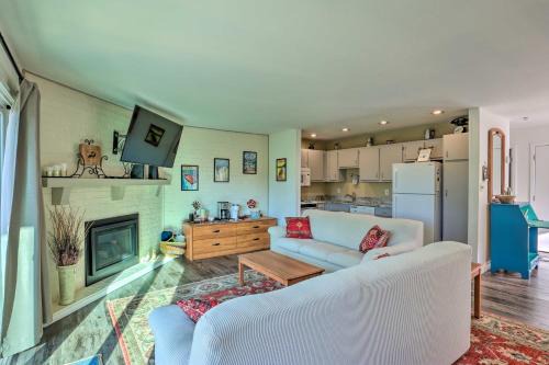 Lake Geneva Villa | Interlaken Villa Steps to Lodge Geneva National!