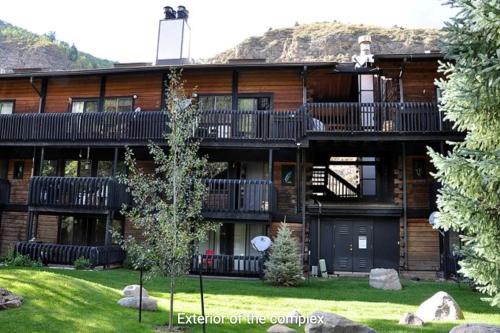 Vail Apartment | Interlochen #B9