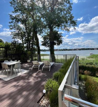 Ostroda Apartment | InTheMiddlePerfectView