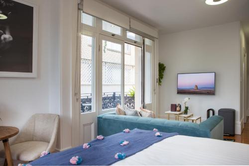 Glebe Apartment | Intimate Studio Apartment with Balcony in Glebe