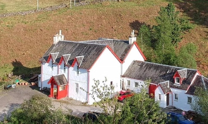Crianlarich Bed & Breakfast | Inverardran House Bed and Breakfast