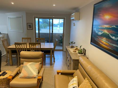 Inverloch Apartment | Inverloch Cabins & Apartments
