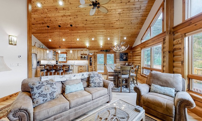 Turtle Lake House | Inviting cabin with lovely lake & mountain views - close to town & hiking