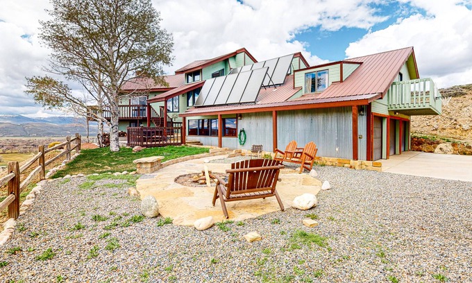 Gunnison House | Inviting home with mountain view, hot tub, fireplace & W/D -dog-friendly