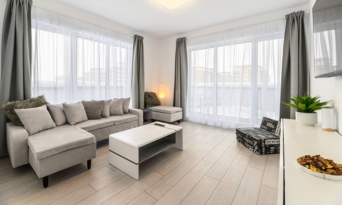 Tractorul Apartment | Ioan Ursu 7- Ap 55.1
