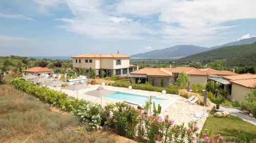 Vrasna Hotel | IONISO Boutique Hotel