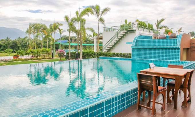 Phlap Phla Hotel | IP Plus - Chanthaburi