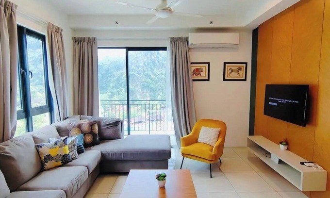 Ulu Kinta Apartment | IPOH Sunway Onsen Suites by uBook