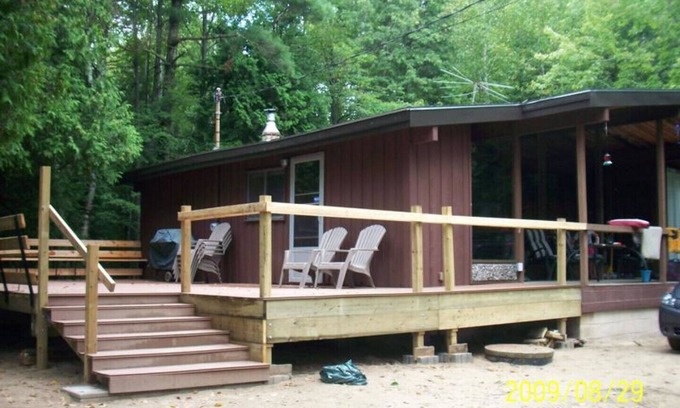 Lambton Shores House | Ipperwash Beach Cottage