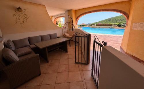 Palau House | Irida Blu Horizon