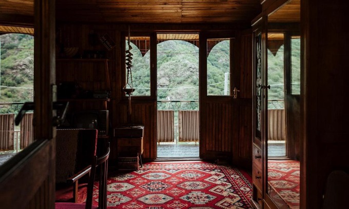 Alaverdi Bed & Breakfast | IRIS B&B in DEBED CANYON