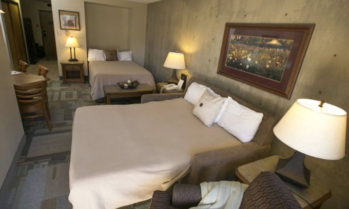 Salt Lake Mountain Resorts Cabin | Iron Blosam Lodge, Snowbird. 1/3-10/2026