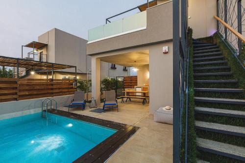 Sfakaki Villa | Iron Villas - Nefeli & Oniros