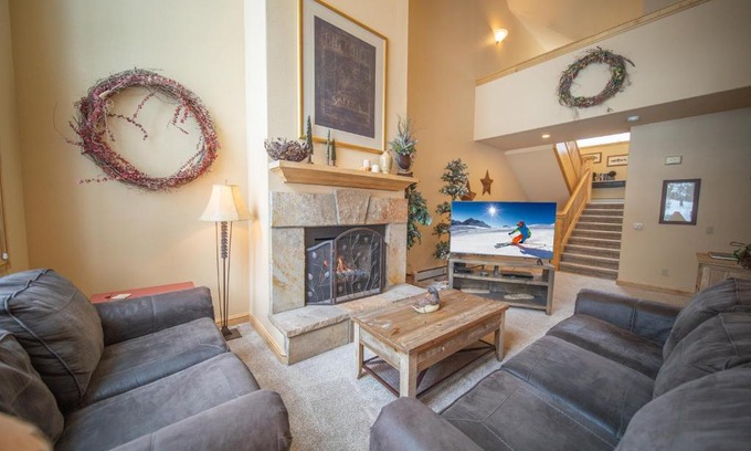Mountain House House | Ironwood 2986 by SummitCove Lodging