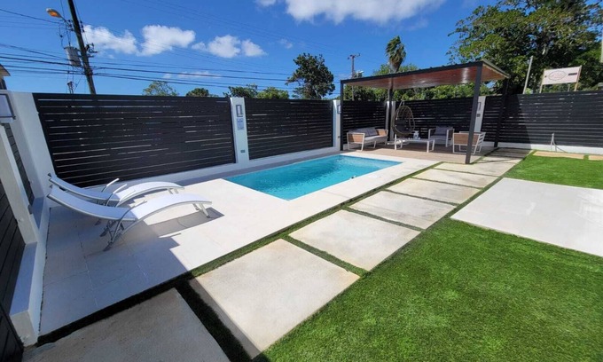 Isabela House | Isabela Escape House - Pool. Cozy. Full A/C. 8-10 Guest