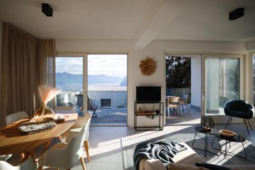 Solto Collina Apartment | IseoLakeRental - Seliera