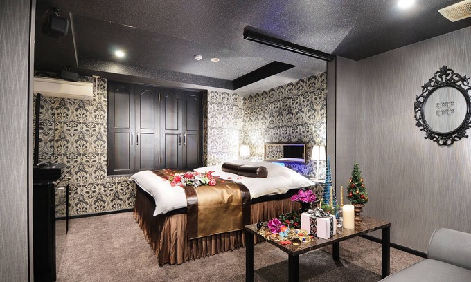 Nishi Ward Hotel | ishidu hotel blanc chapel christmas - Adults Only