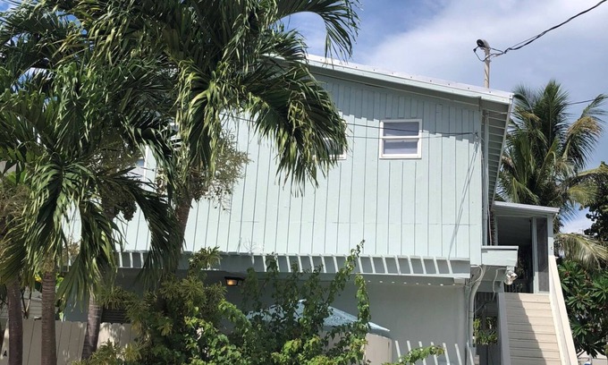 White Marlin Beach House | Islamorada Haven on the water