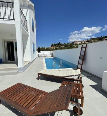 Nerezise Villa | Island Brac - Villa Vita