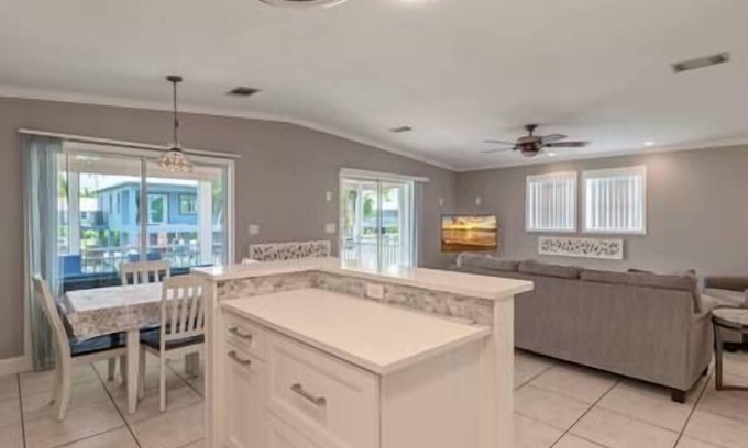 Cutthroat Harbor Estates House | Island Comfort at Cudjoe Key