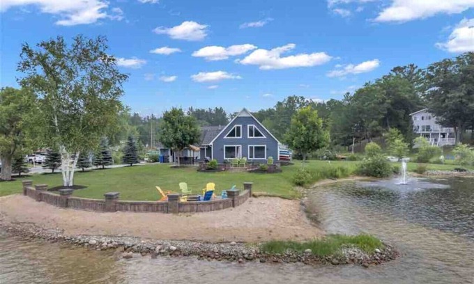 Hale Resort | ISLAND COVE on beautiful Sage Lake